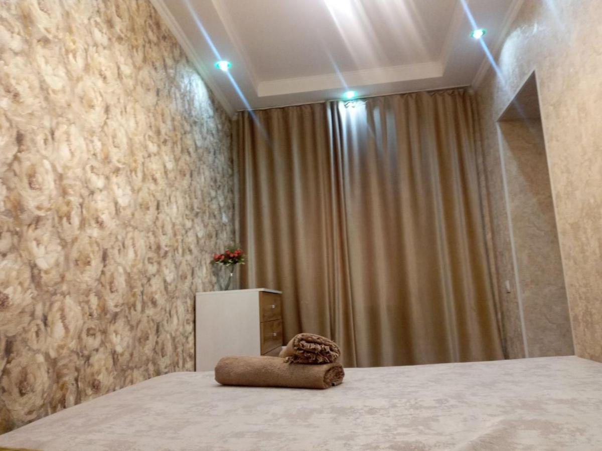 Комфортный Дом До 4Х Человек. Есть Парковка На 2 Машины, Wi-Fi, Tv. Bişkek Dış mekan fotoğraf